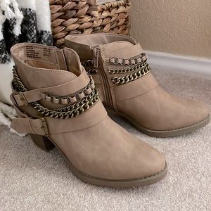NWOB Sonoma Ankle Boots